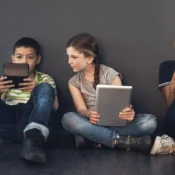 Newsletter - TICs y el reto de la seguridad de niños