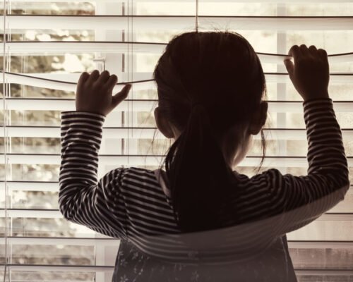 Educar a infantes con violencia